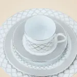 طقم سفرة نوريتاكي بورسلين ١١٢ قطعة – أبيض وفضي